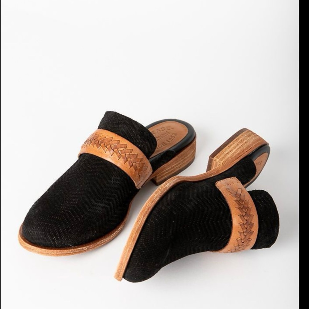 Women's KORK-EASE LEATHER MULE SIZE 10